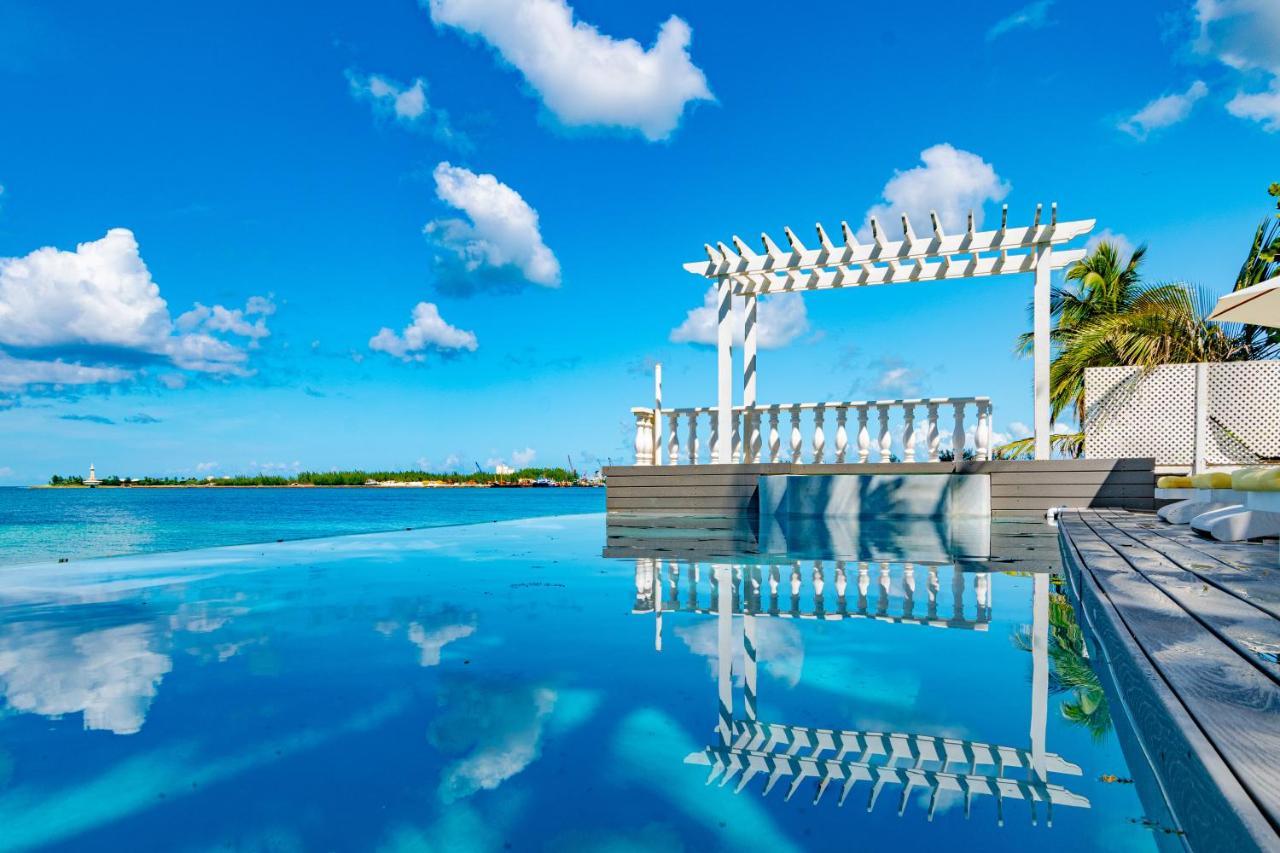 Seaview Oceanfront - With Private Pool *