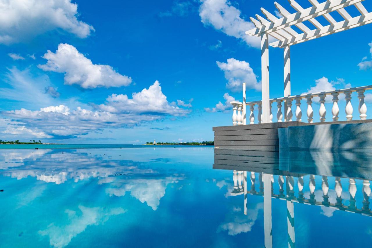 Seaview Oceanfront - With Private Pool *